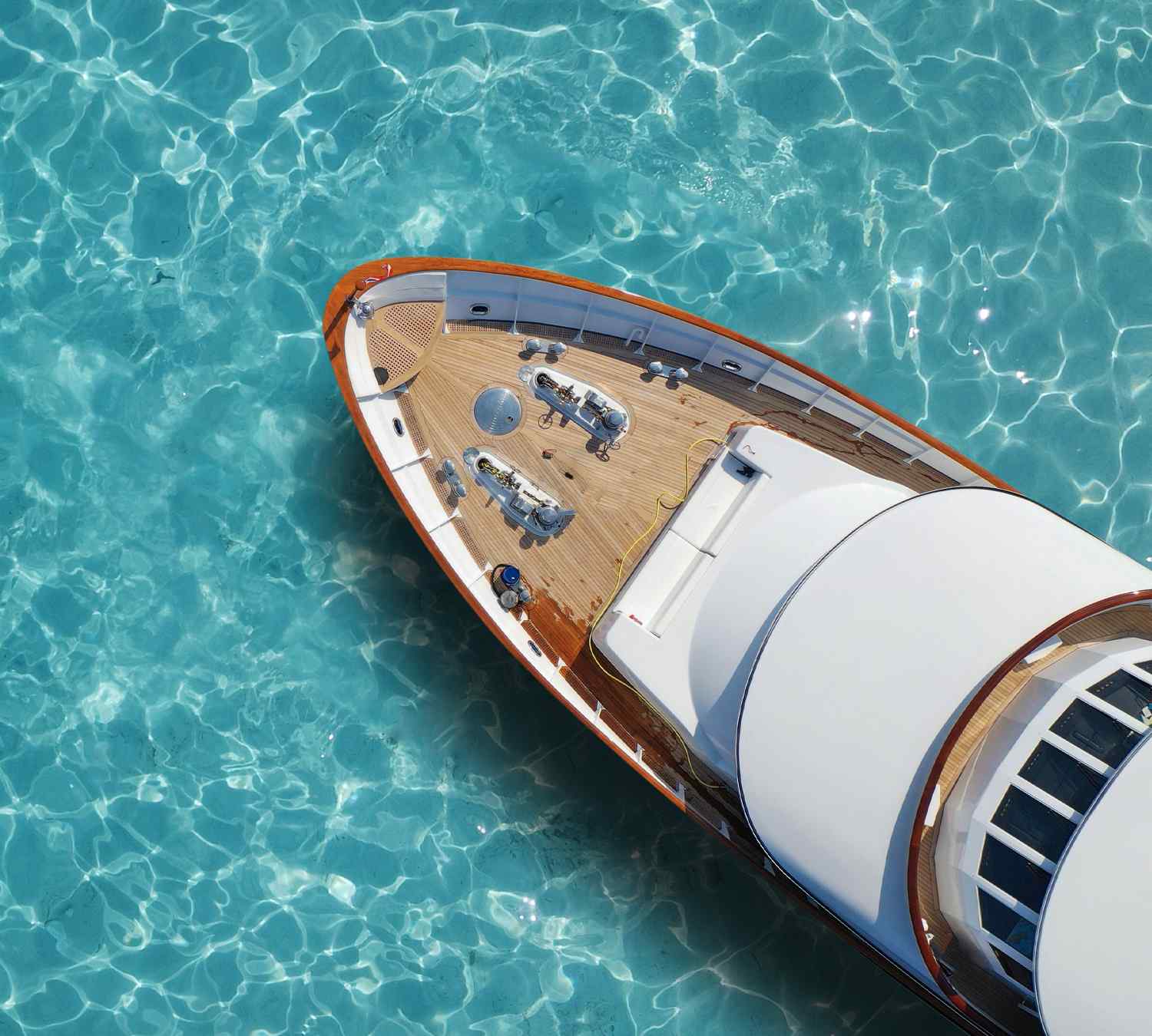 https://aqualogcharters.com/wp-content/uploads/2023/01/slider_image_05.jpg